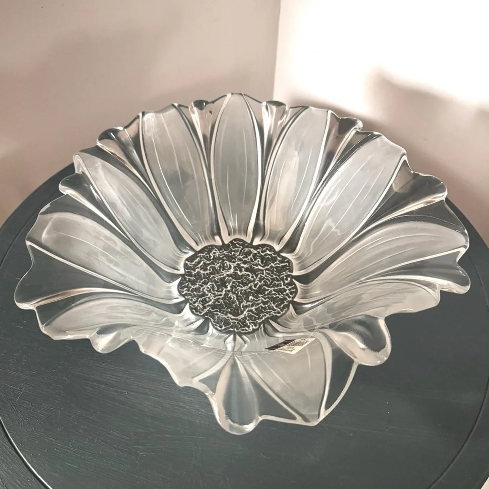 Vintage Mikasa Glass Sunflower Frost Large Round Bowl 13 1/4